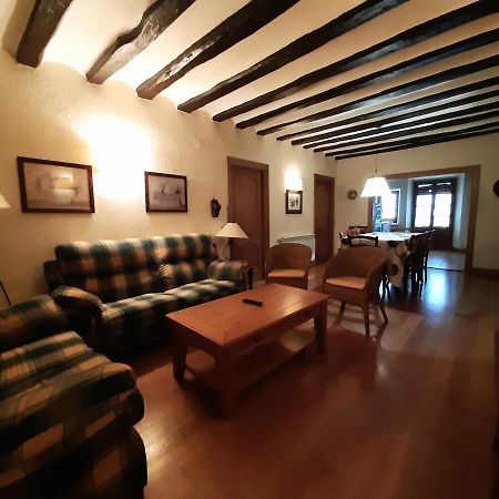 Apartamentos Lazkano I Y II Uharte-Arakil Zewnętrze zdjęcie