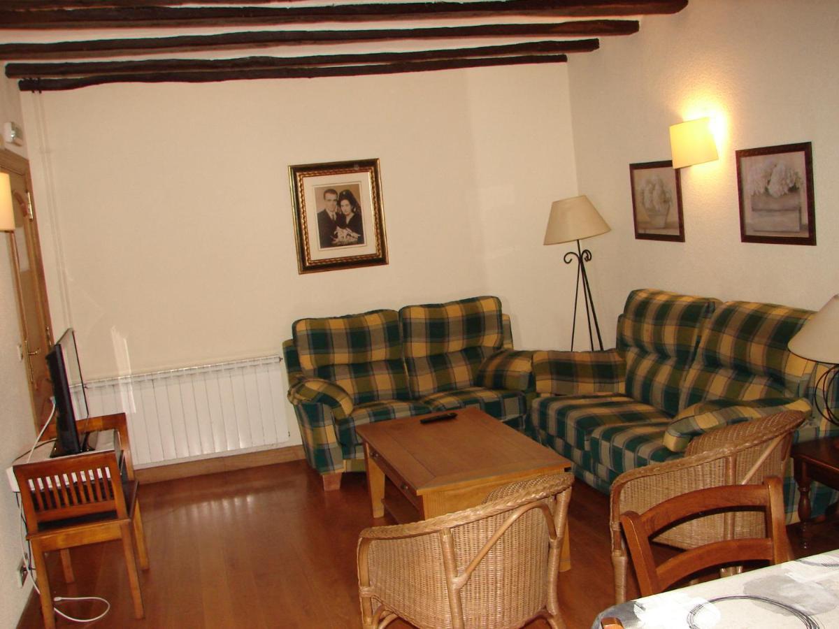 Apartamentos Lazkano I Y II Uharte-Arakil Zewnętrze zdjęcie