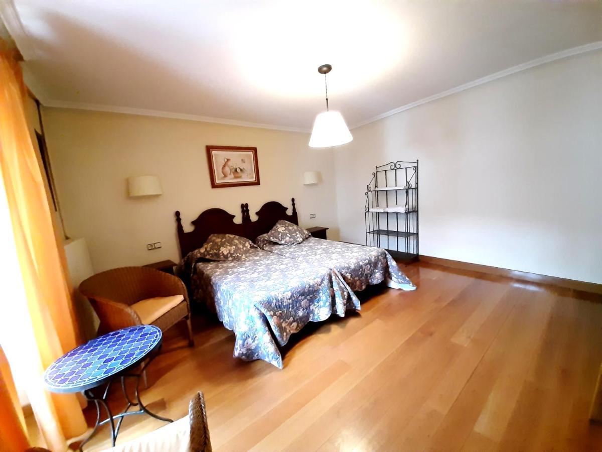 Apartamentos Lazkano I Y II Uharte-Arakil Zewnętrze zdjęcie